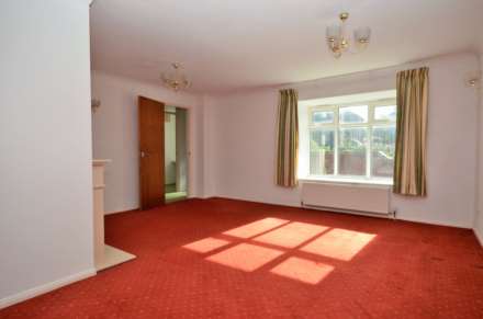 Ovington Gardens, Billericay, Image 4