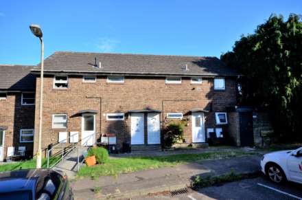 Selworthy Close, Billericay, Image 1