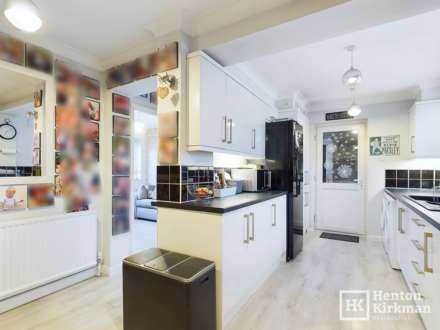 Harrods Court, Billericay, Image 4