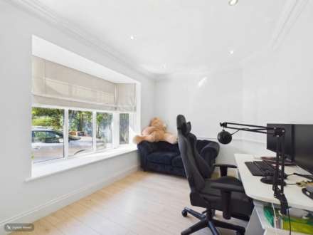 Church Road, Billericay, Image 17