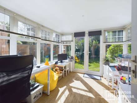 Lampern Crescent, Billericay, Image 7