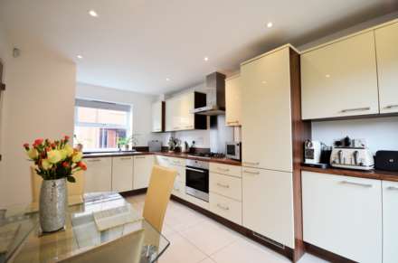 Bell Hill Close, Billericay, Image 5