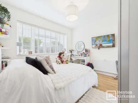Third Avenue, Wickford, Image 12