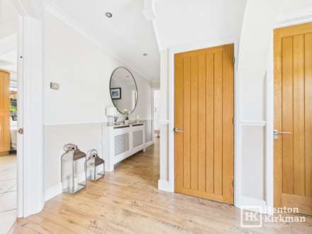 Devereux Way, Billericay, Image 11