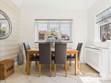 Devereux Way, Billericay, Image 9