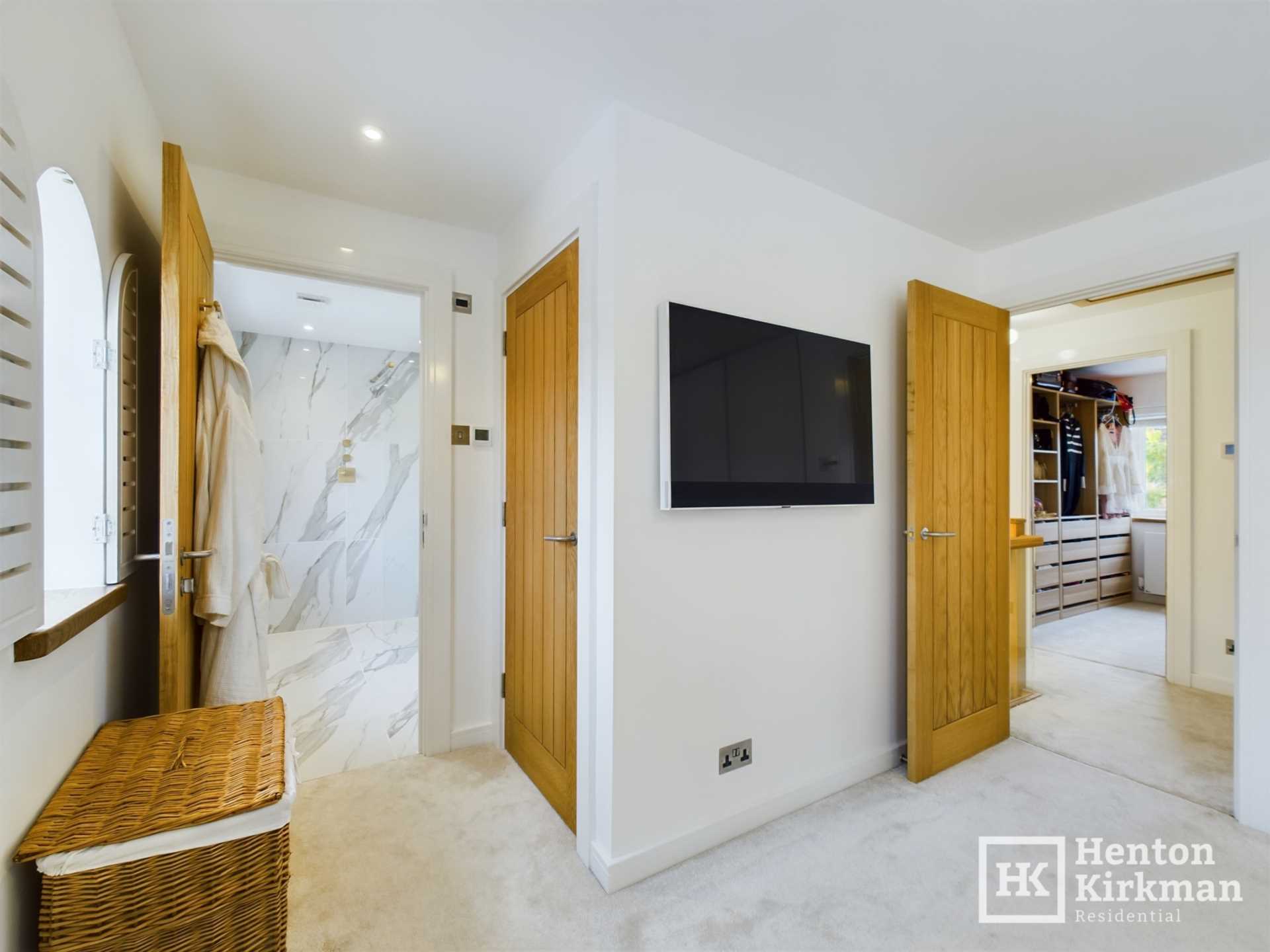 Earl Mountbatten Drive, Billericay, Image 23