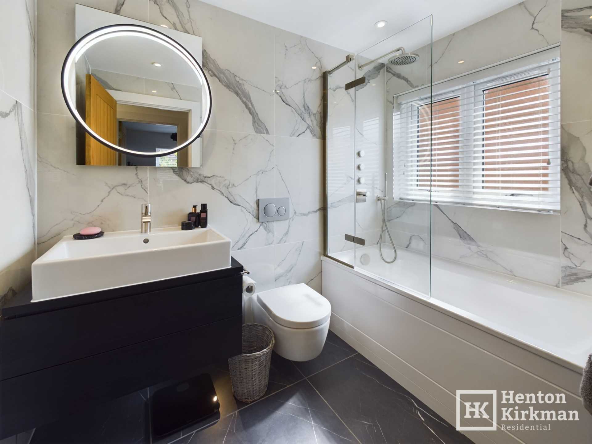 Earl Mountbatten Drive, Billericay, Image 29