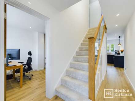Earl Mountbatten Drive, Billericay, Image 20
