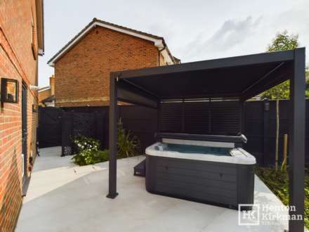 Earl Mountbatten Drive, Billericay, Image 32