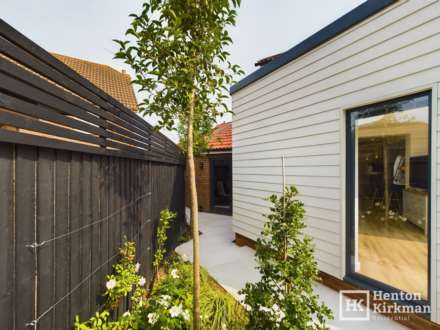 Earl Mountbatten Drive, Billericay, Image 33