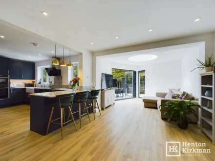 Earl Mountbatten Drive, Billericay, Image 6