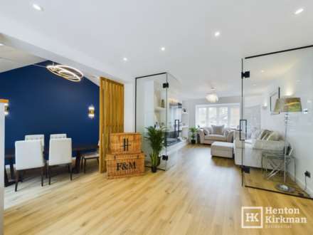 Earl Mountbatten Drive, Billericay, Image 8