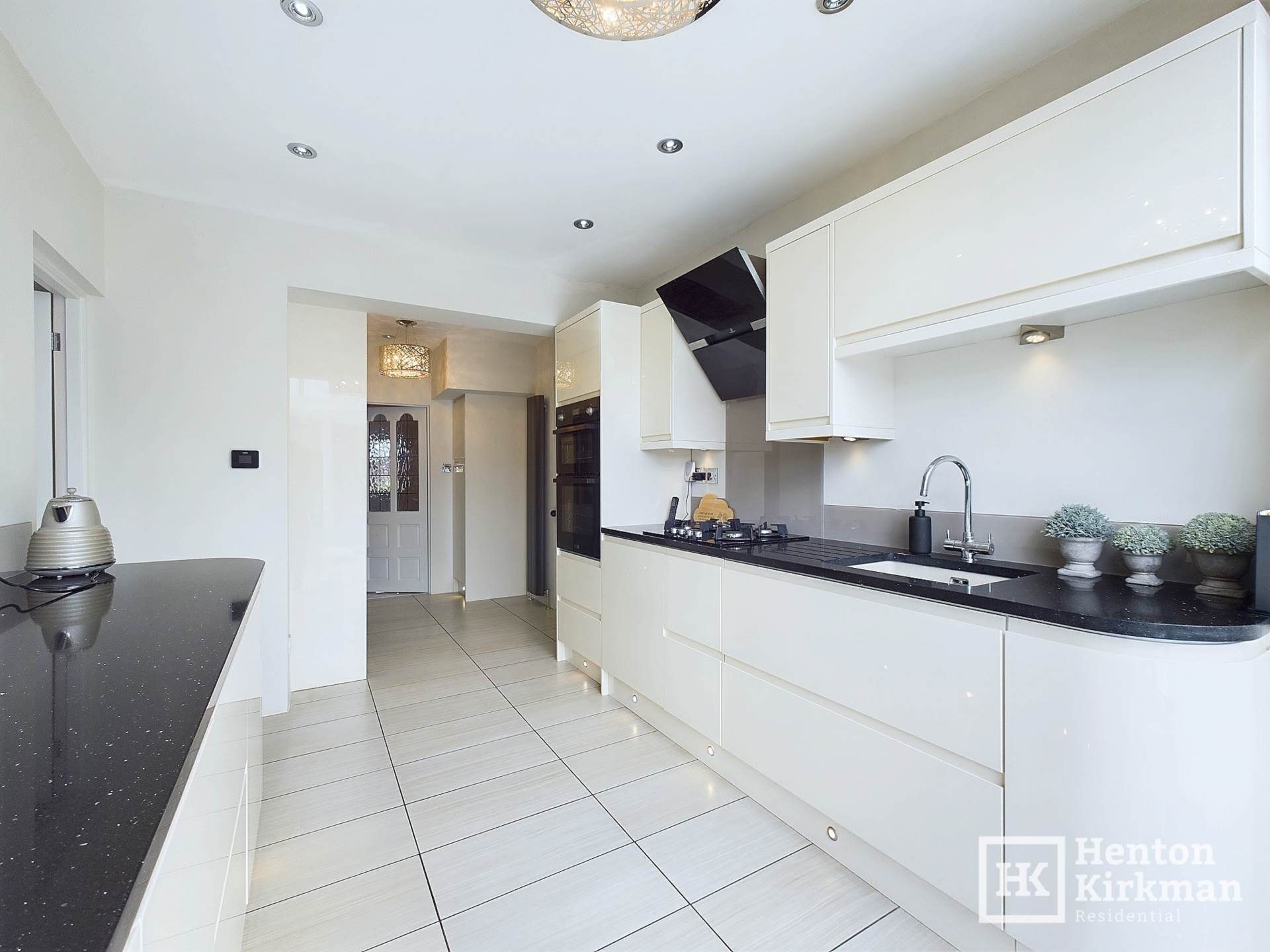 London Road, Billericay, Image 16