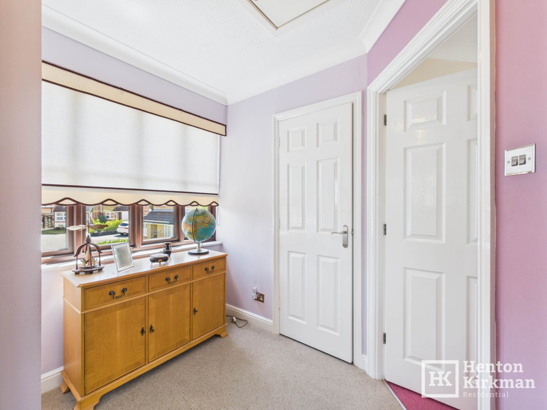 Earl Mountbatten Drive, Billericay, Image 12