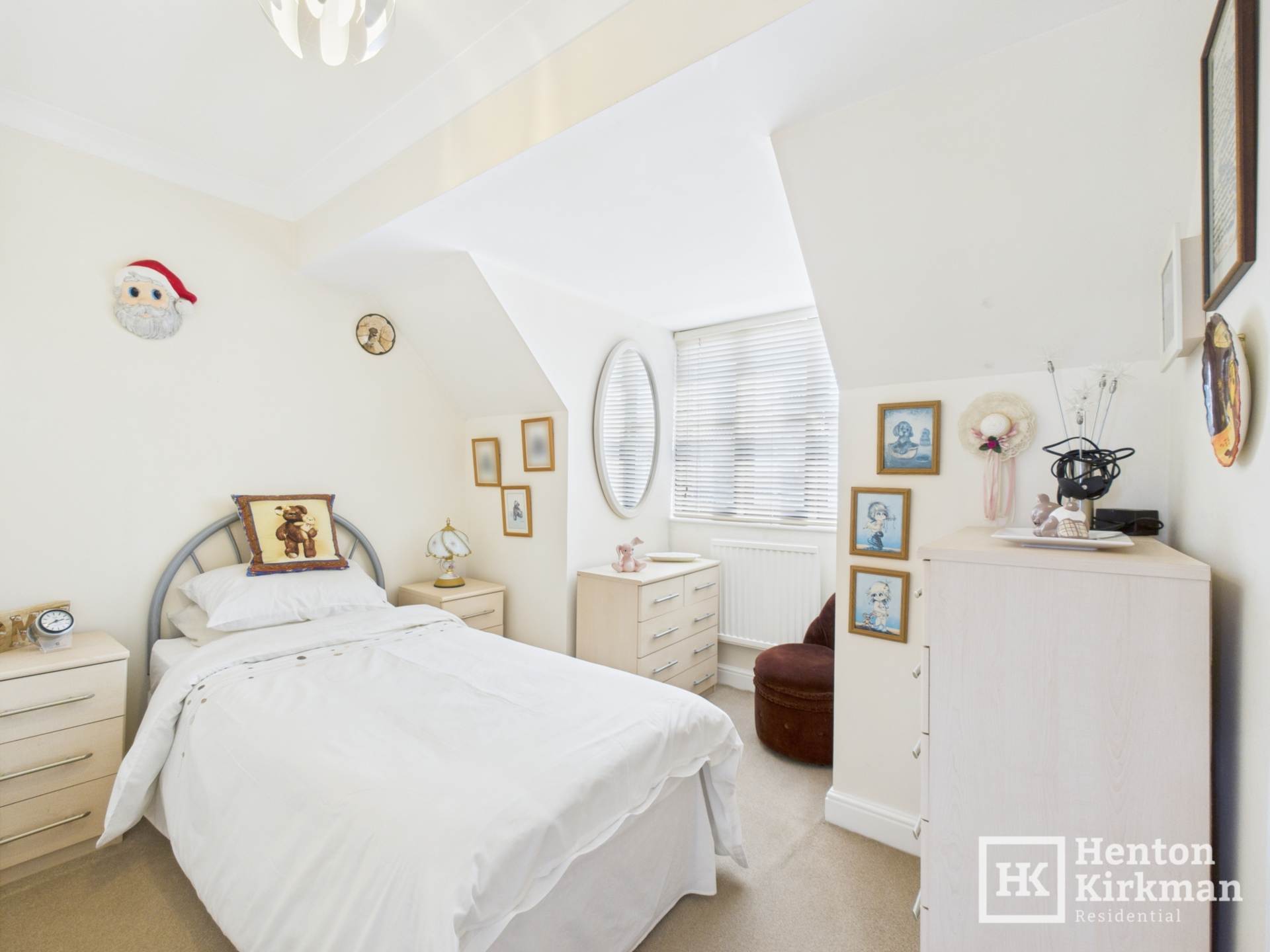 Earl Mountbatten Drive, Billericay, Image 13