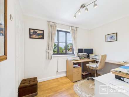 Earl Mountbatten Drive, Billericay, Image 16