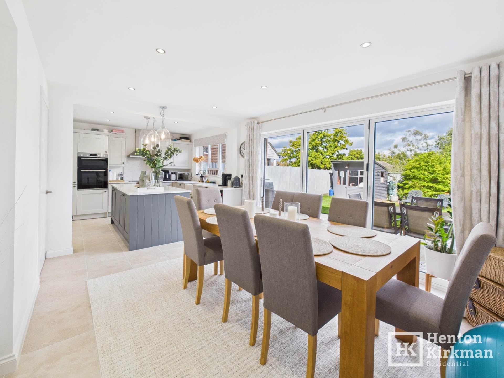 Tye Common Road, Billericay, Image 4