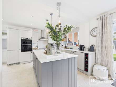 Tye Common Road, Billericay, Image 7