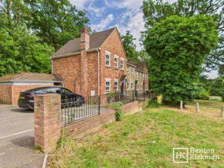 Crown Road, Billericay, Image 2