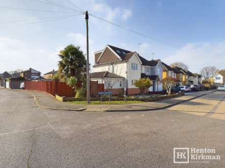 Raven Crescent, Billericay, Image 36