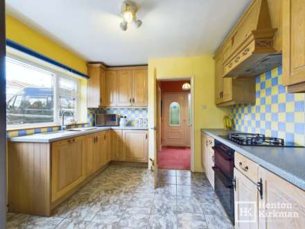 Chestnut Avenue, Billericay, Image 10
