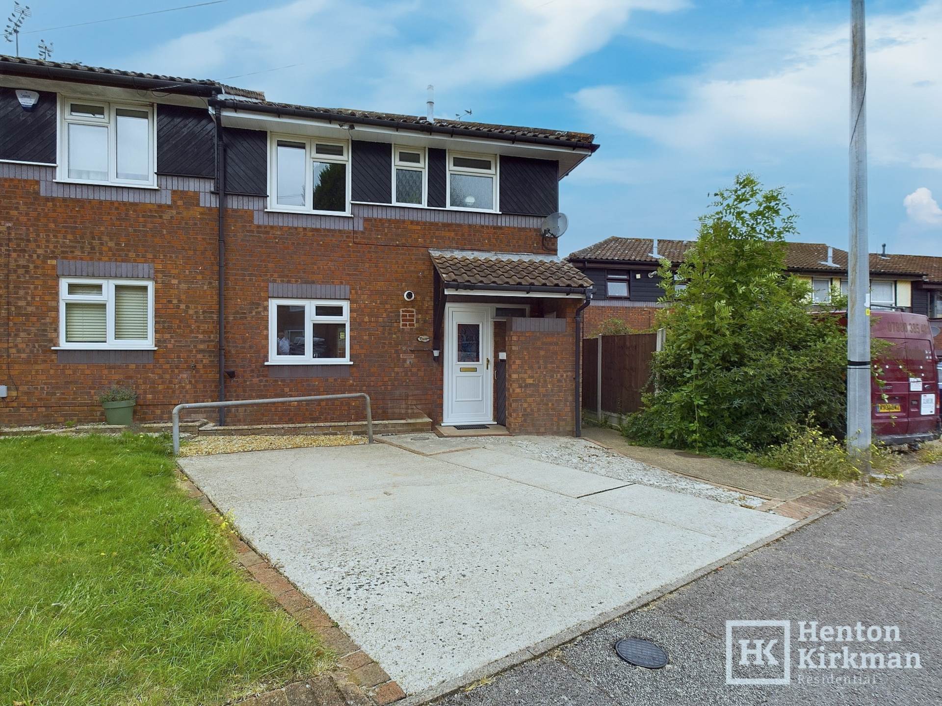 Queens Gate Mews, Billericay, Image 1