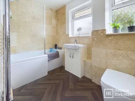 Queens Gate Mews, Billericay, Image 12