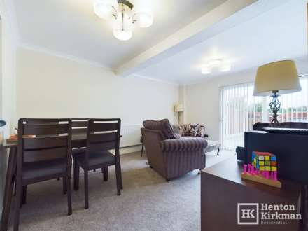 Queens Gate Mews, Billericay, Image 4