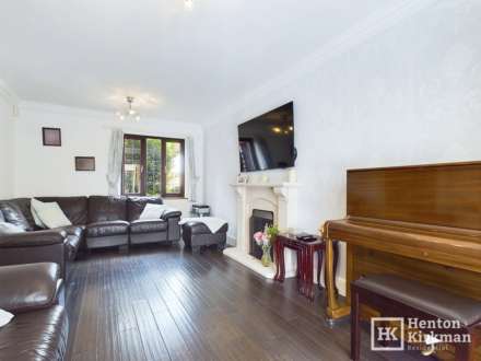 Froden Brook, Coopers Croft, Billericay, Image 4