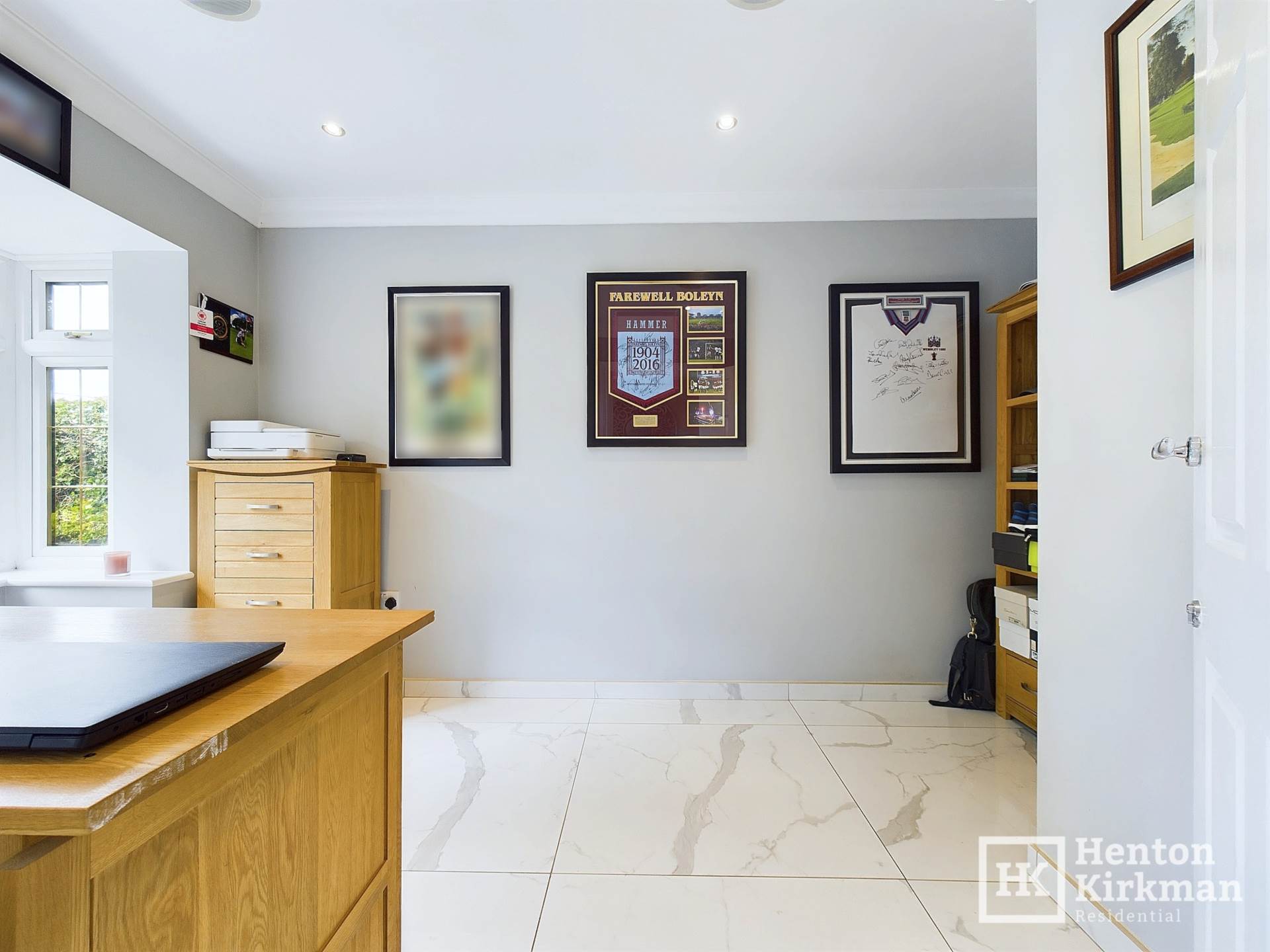 Tye Common Road, Billericay, Image 12
