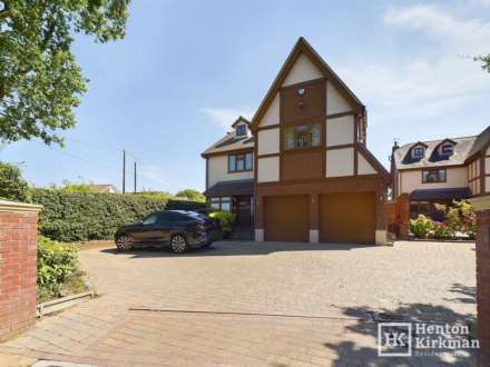 5 Bedroom Detached, Tye Common Road, Billericay