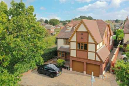 Tye Common Road, Billericay, Image 2