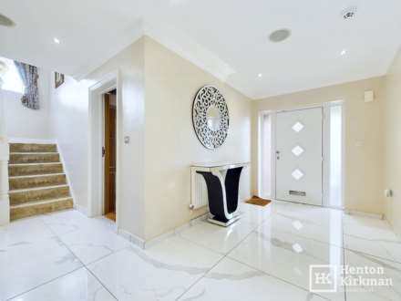 Tye Common Road, Billericay, Image 3