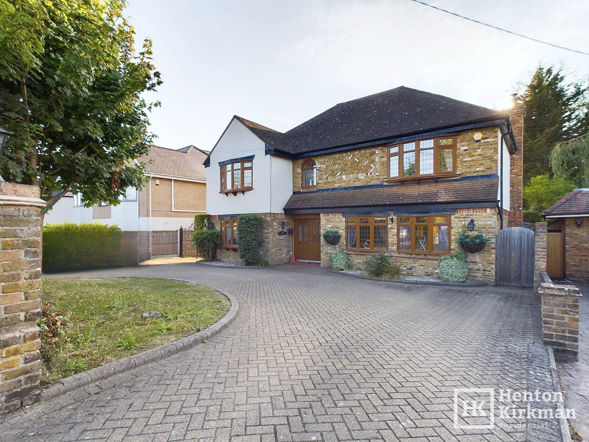 Noak Hill Road, Laindon, Image 1