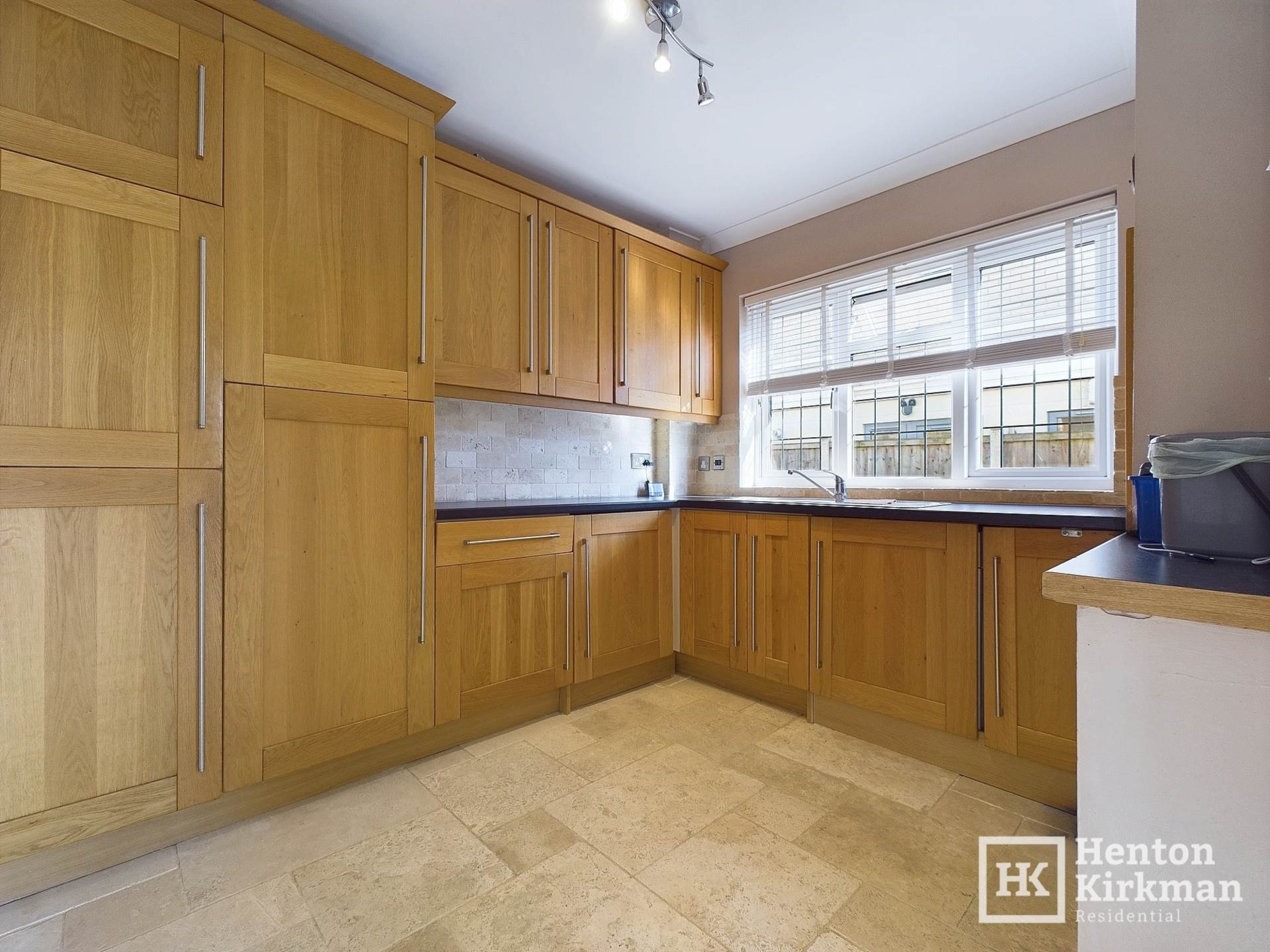 Noak Hill Road, Laindon, Image 11