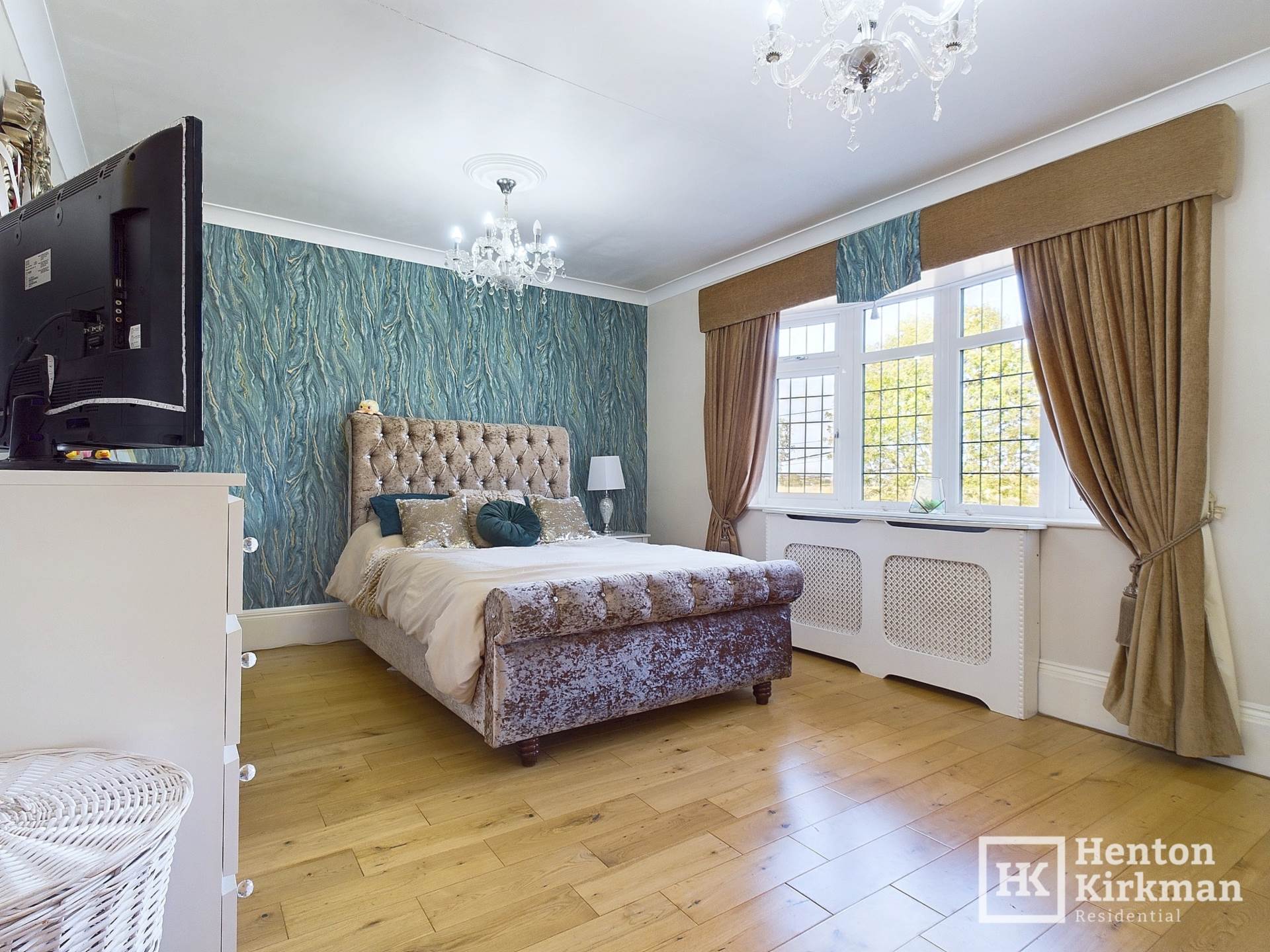 Noak Hill Road, Laindon, Image 16