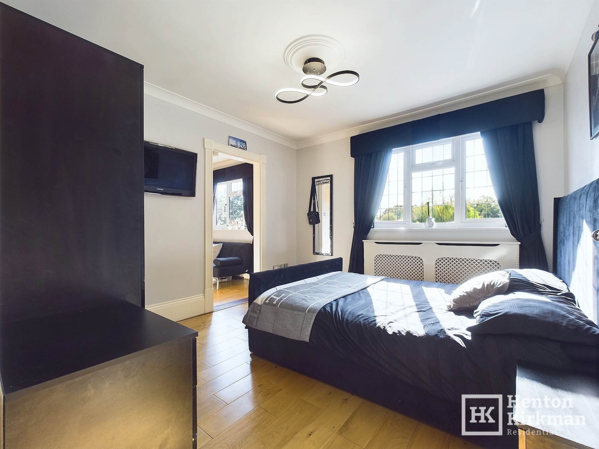 Noak Hill Road, Laindon, Image 18