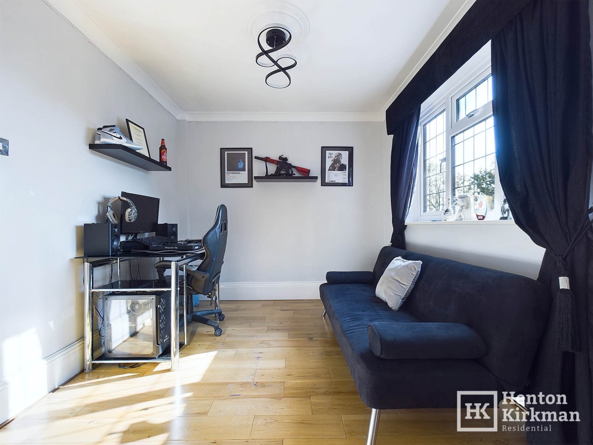 Noak Hill Road, Laindon, Image 19