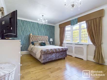 Noak Hill Road, Laindon, Image 16