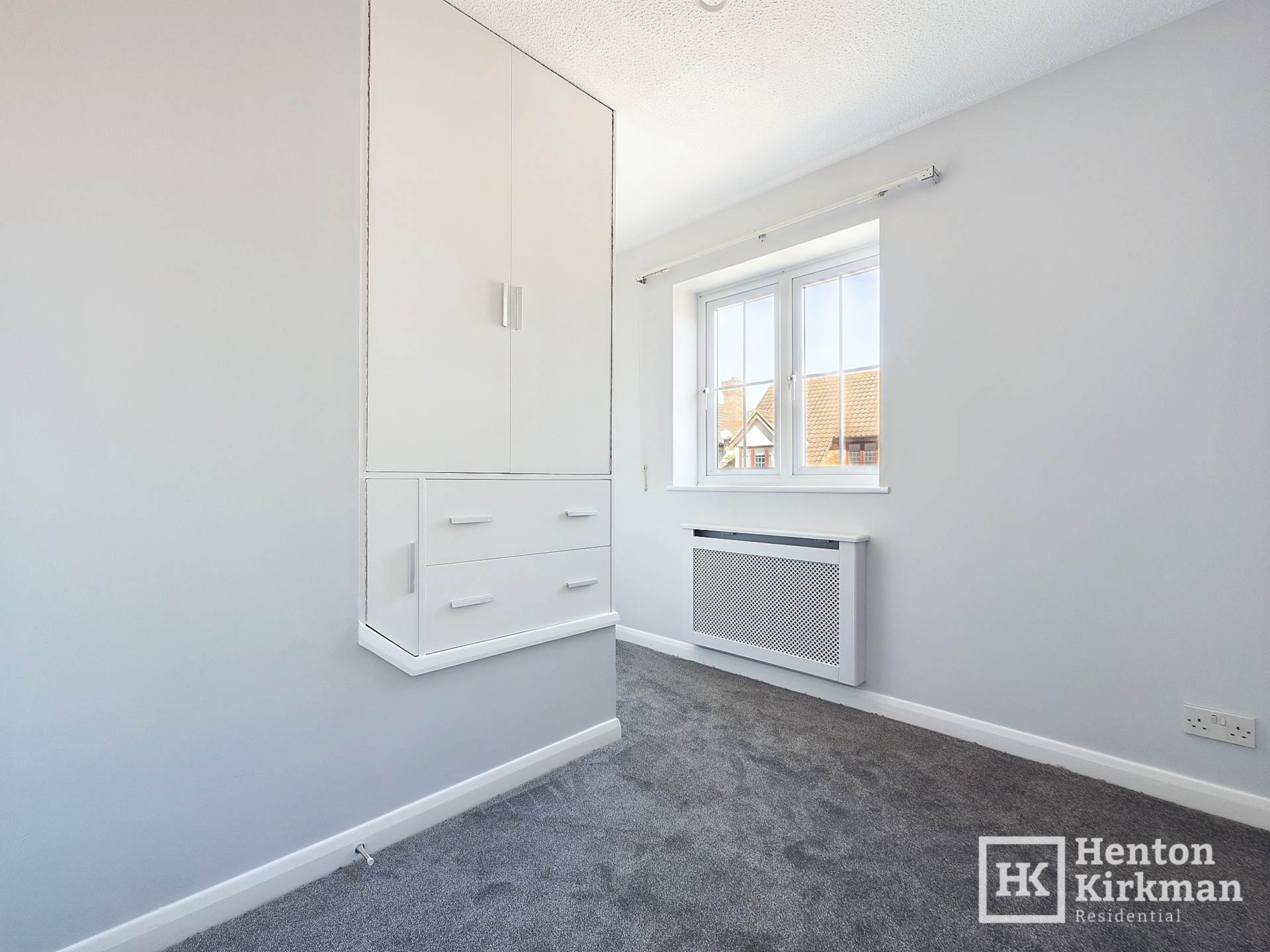 Larch Close, Laindon, Basildon, Image 11
