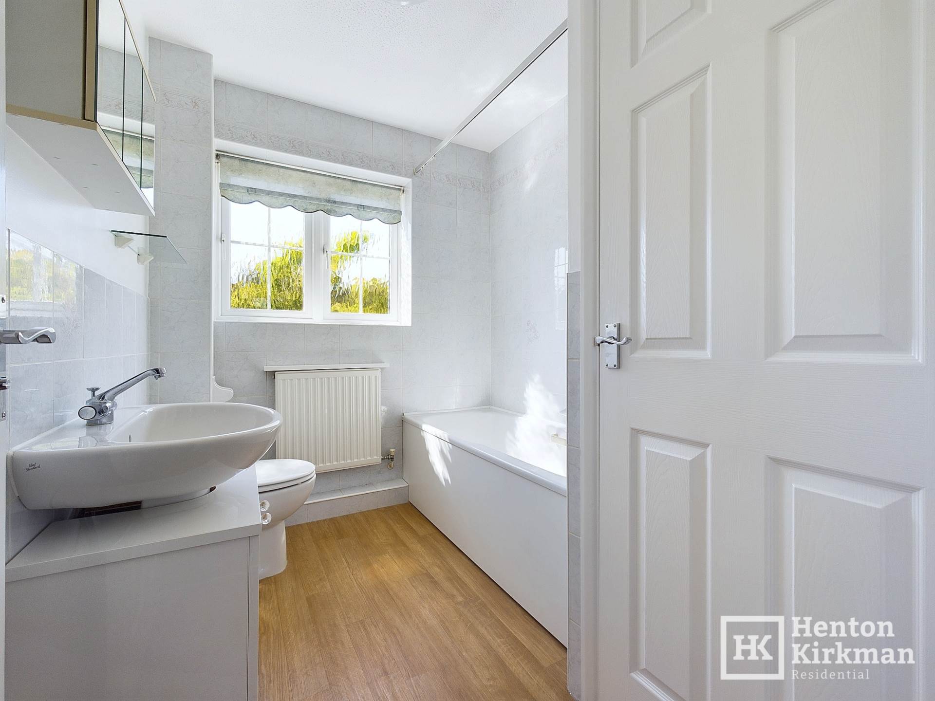 Larch Close, Laindon, Basildon, Image 13