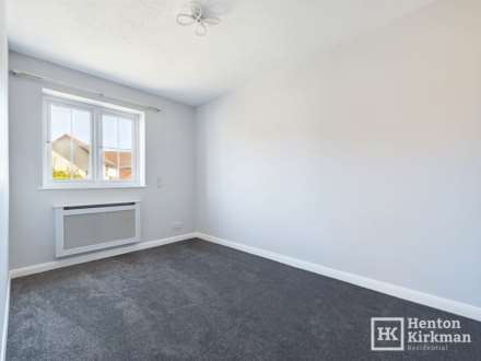 Larch Close, Laindon, Basildon, Image 10
