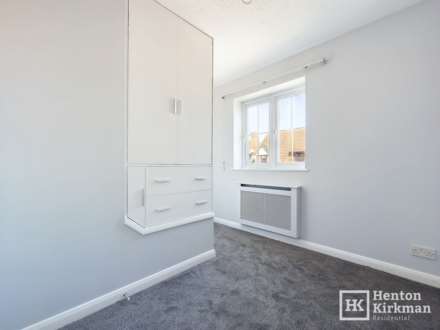 Larch Close, Laindon, Basildon, Image 11