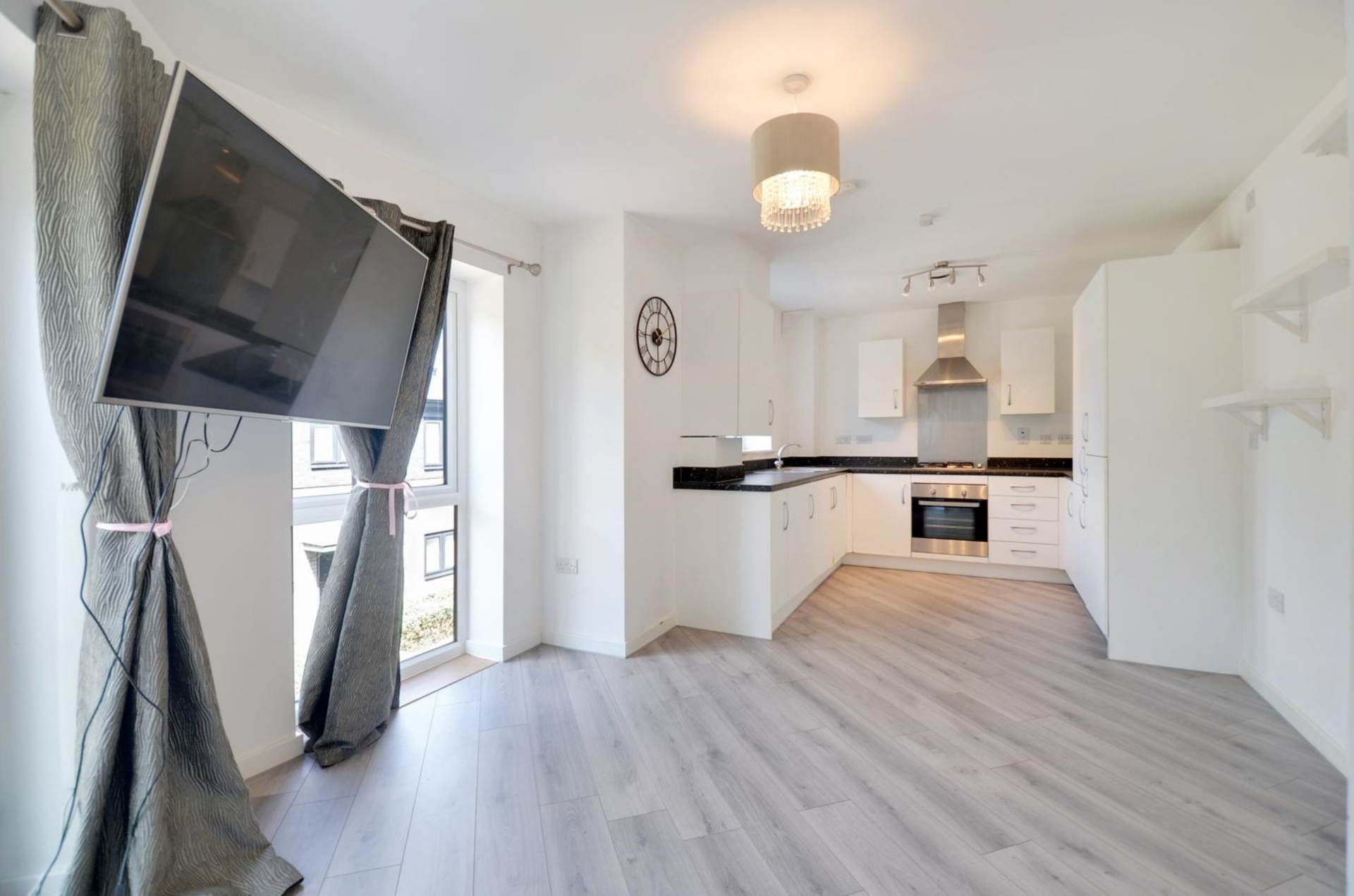 Florence Close, Great Warley, Brentwood, Image 3