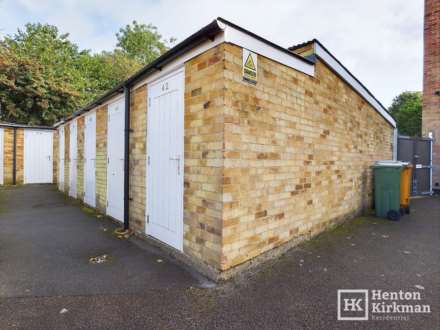 Radford Court, Billericay, Image 12