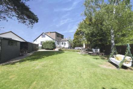 Trinity Close, Billericay, Image 1