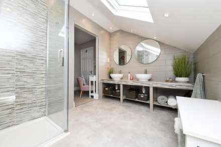 Trinity Close, Billericay, Image 9