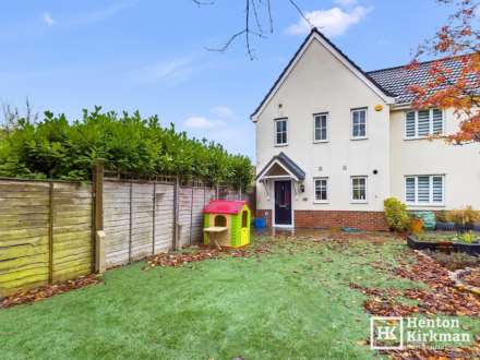 3 Bedroom End Terrace, Lennox Close, Grays