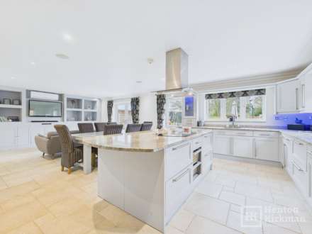 Noak Hill Road, Billericay, Image 4