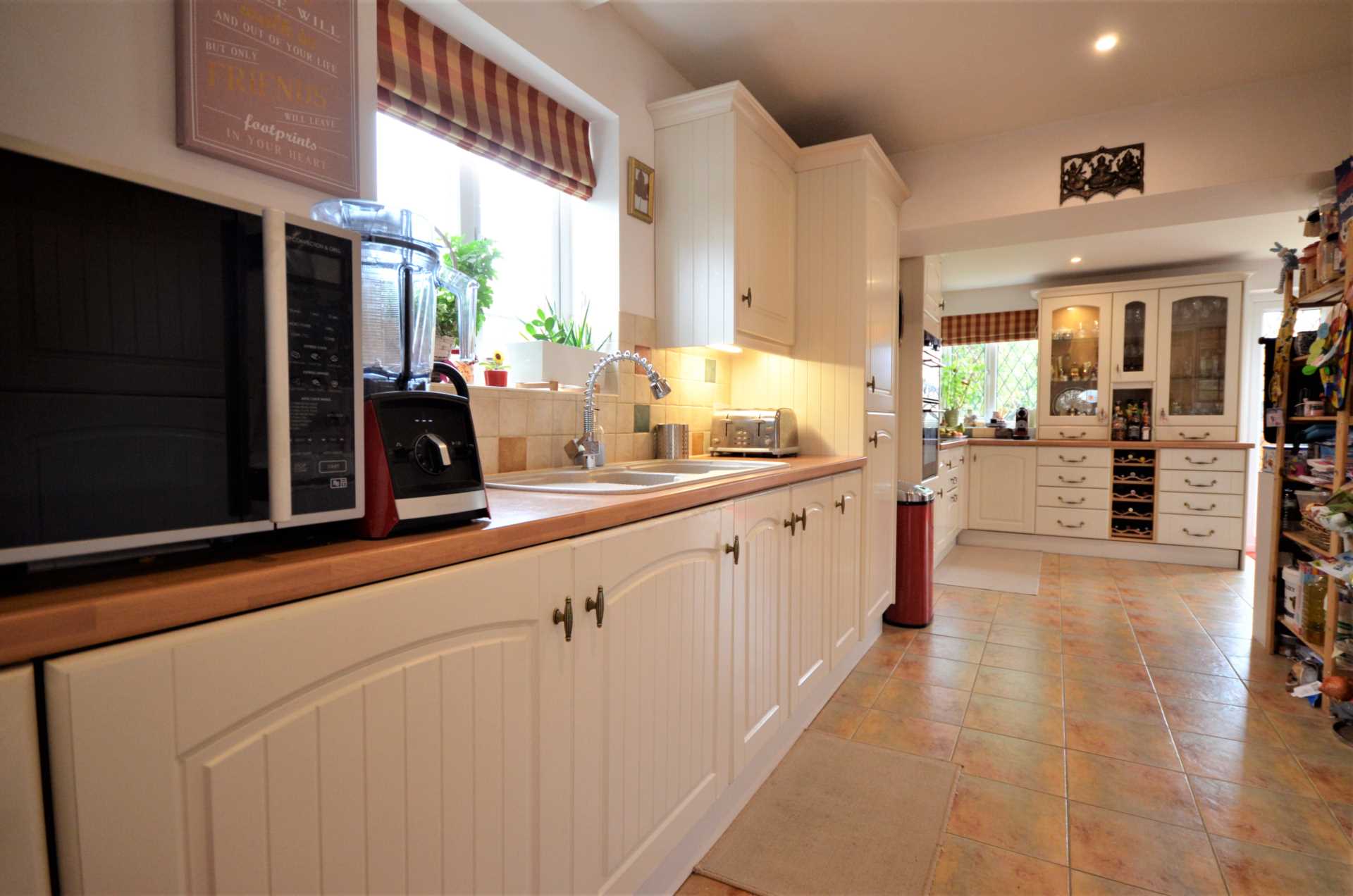Dukes Farm Road, Billericay, Image 10